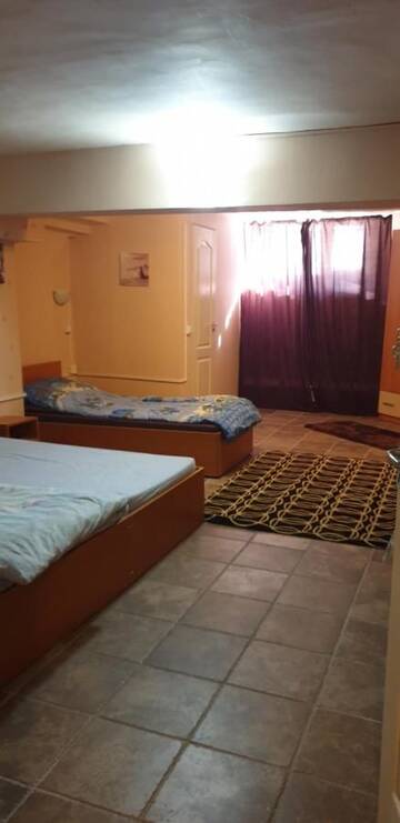Фото номера Трехместный номер с собственной ванной комнатой Проживание в семье Residence Italia г. Крайова 7