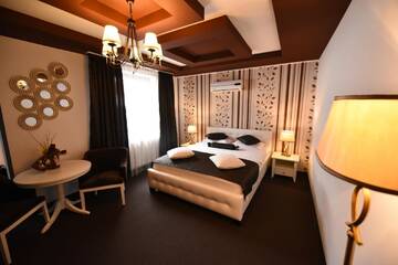Фото номера Номер Делюкс с камином Гостевой дом Rixo`s GuestHouse г. Крайова 6