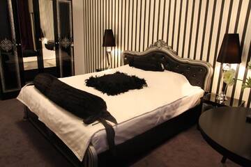 Фото номера Двухместный номер Делюкс с 1 кроватью Гостевой дом Rixo`s GuestHouse г. Крайова 13