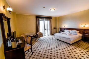 Фото Отель Hotel Golden House г. Крайова 5