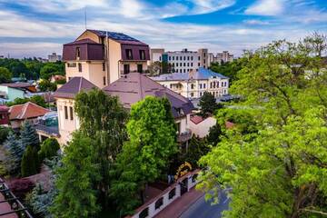 Фото Отель Hotel Golden House г. Крайова 1
