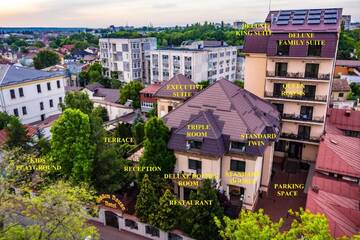 Фото номера Суперлюкс с кроватью размера &quot;king-size&quot; Отель Hotel Golden House г. Крайова 4