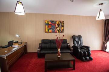 Фото Отель Hotel Meliss г. Крайова 4