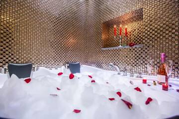 Фото номера VIP-люкс Отель Hotel Meliss г. Крайова 10