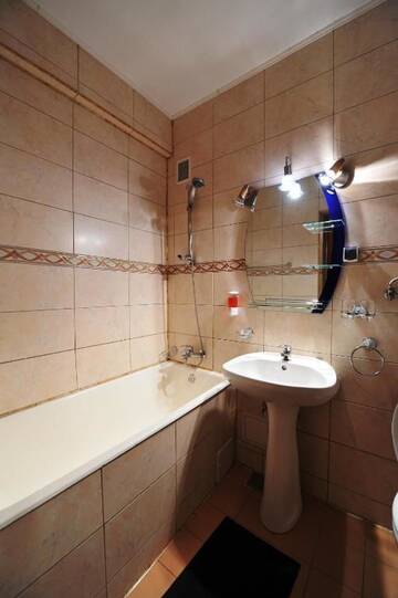 Фото номера Трехместный номер Отель Hotel Parc г. Крайова 8