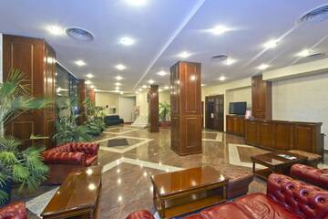Фото Отель Hotel Bavaria г. Крайова 5