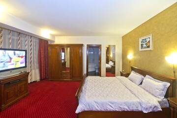 Фото Отель Hotel Bavaria г. Крайова 3