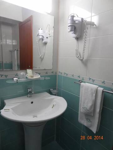 Фото номера Одноместный номер Отель Hotel Emma West г. Крайова 10