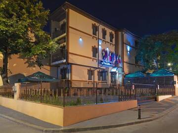 Фото Гостевой дом La Favorita Guesthouse Boutique г. Крайова 2