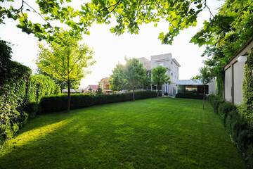 Фото Отели типа «постель и завтрак» Bruxelles Guesthouse Craiova г. Крайова 4