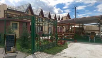 Фото номера Двухместный номер с 2 отдельными кроватями Курортные отели Casa Regala EAR г. Крайова 3