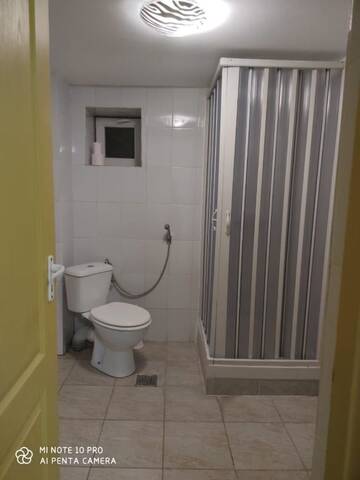Фото Хостелы Alfredo Hostel г. Крайова 4
