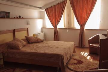 Фото номера Улучшенная вилла Гостевой дом Vila Plushotel г. Крайова 13
