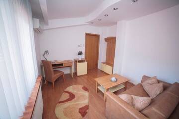 Фото номера Улучшенная вилла Гостевой дом Vila Plushotel г. Крайова 9