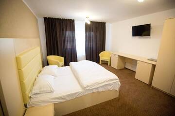 Фото номера Бюджетный одноместный номер Отель MBI Travel Inn г. Крайова 4