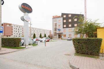 Фотографии Отель Plus Hotel г. Крайова (Румыния) №2 Фото Отель Plus Hotel г. Крайова 2