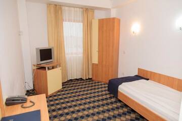 Фото номера Одноместный номер Отель Plus Hotel г. Крайова 4