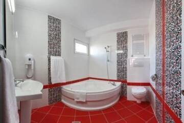 Фото номера Представительский двухместный номер с 1 кроватью Отель Hotel Sydney г. Крайова 4