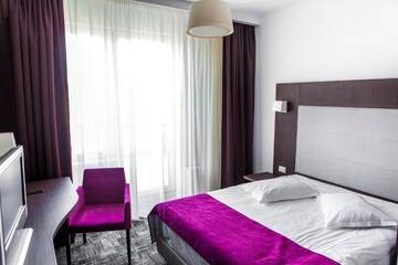 Фото номера Стандартный двухместный номер с 1 кроватью Отель Hotel Europeca г. Крайова 7