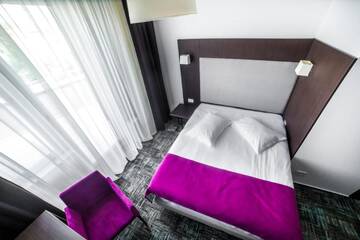 Фото номера Двухместный номер с 1 кроватью Отель Hotel Europeca г. Крайова 11