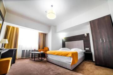 Фото номера Двухместный номер с 1 кроватью Отель Hotel Europeca г. Крайова 6