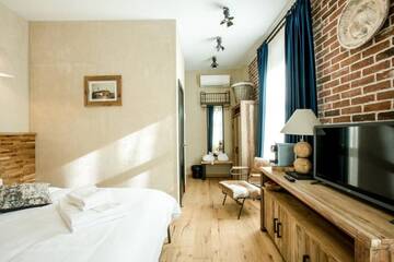 Фото номера Улучшенный номер с кроватью размера «queen-size» Отель ACSA INN г. Крайова 10